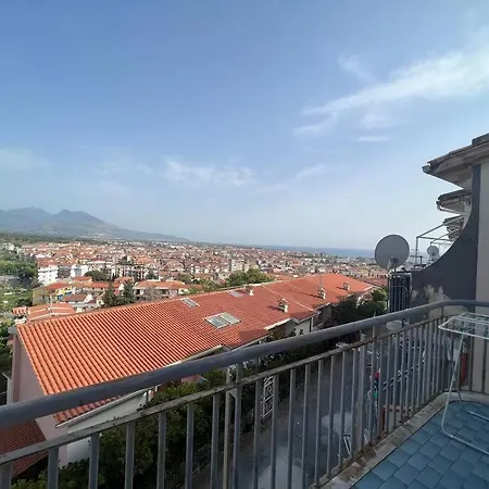 Belvedere Con Vista Panoramica Scalea